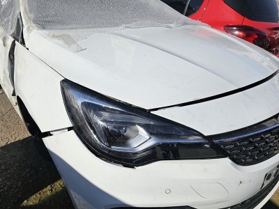 Opel Astra K çıkma sağ ön far