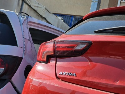 Opel Astra K çıkma sol arka stop camı