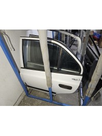 Hyundai Accent Admire çıkma sol arka kapı beyaz